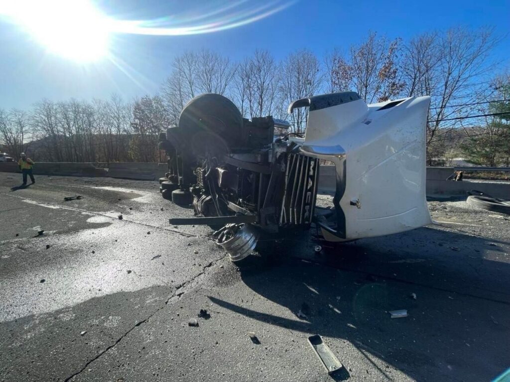 How to hire the Truck accident lawyers in Washington?